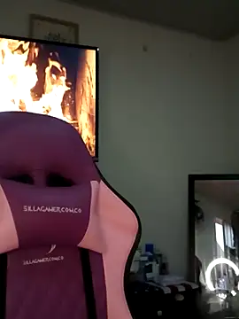 Lanna hott  online show from October 15, 7:36 pm