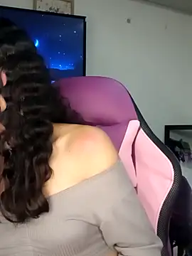 Lanna hott  online show from October 18, 9:07 pm