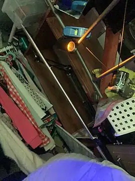 gurlnips online show from November 24, 10:28 am