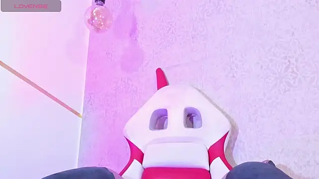 Charlie Williams online show from December 17, 8:54 pm