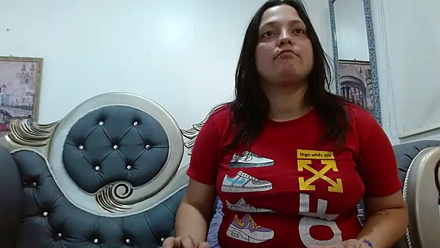 KataleyaStiward online show from April 17, 7:04 pm