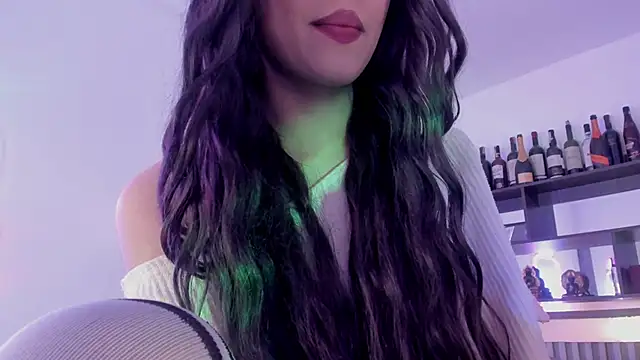 Sophia Cambpell online show from February 19, 11:00 pm