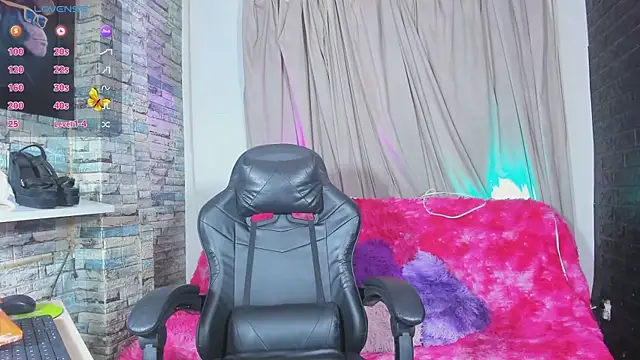 kitty queen10 online show from March 7, 5:24 am