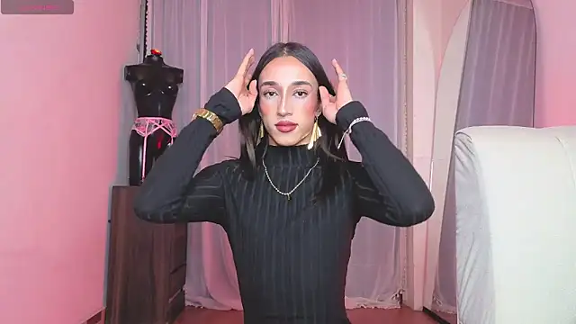 Goddivaa online show from October 25, 9:15 am