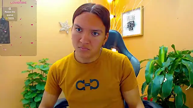 aslyhernandez 7 online show from March 14, 3:41 pm