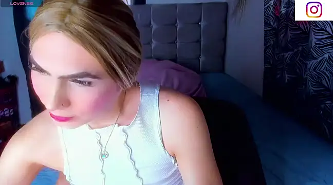 saskya online show from March 21, 12:50 pm