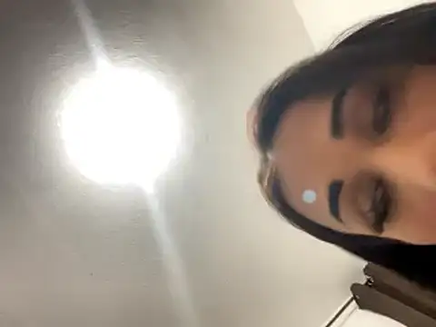 Snapshot of morenaindiaofc chatting on March 20, 12:40 am morenaindiaofc online show from March 20, 12:40 am