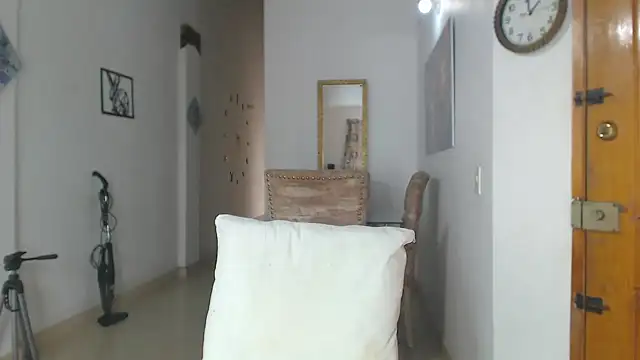 divinepleasury online show from November 3, 7:02 pm