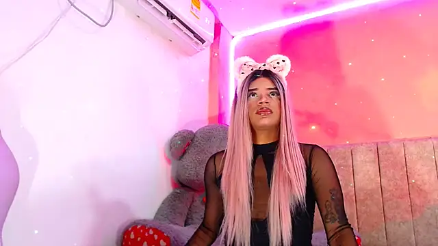 vanessa nauthygirls online show from March 7, 7:42 pm