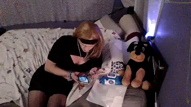 MizzAmy1 online show from January 4, 11:00 am