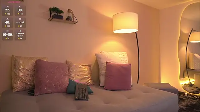 Chloe Cherry21 online show from November 5, 2:55 am