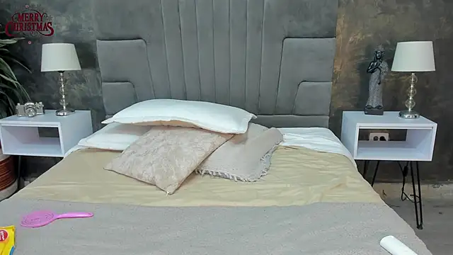 isa lancaster online show from December 5, 9:10 pm