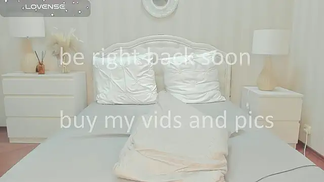 Nicky Stone online show from April 19, 6:10 pm