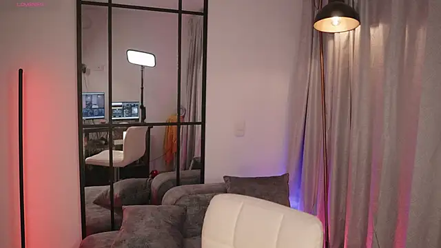 theaome online show from November 18, 12:21 am