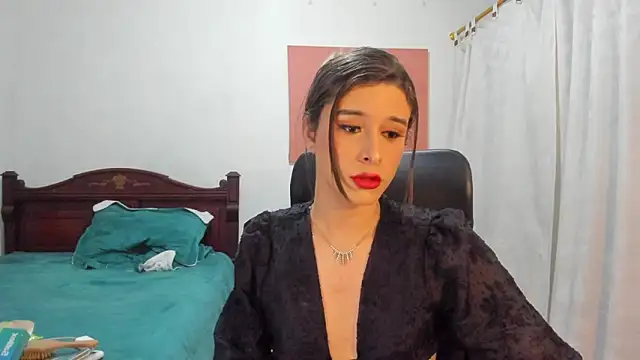 misstresbigcockts online show from September 11, 9:56 pm