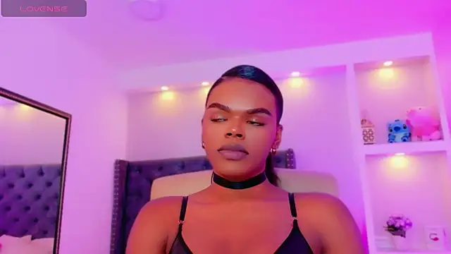 CamiEstrada online show from September 30, 2:00 am