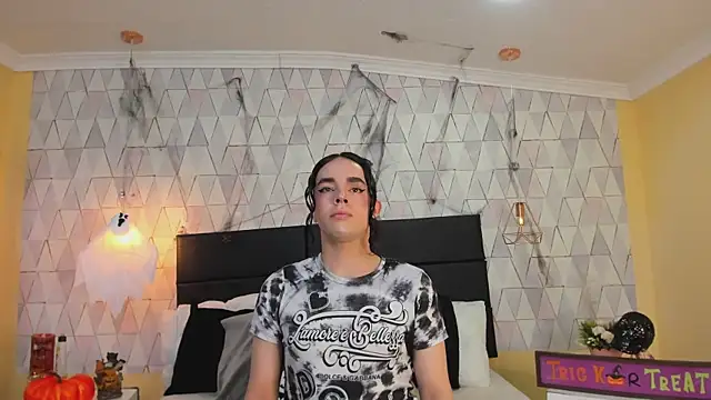 JustinePerry online show from October 22, 3:52 am