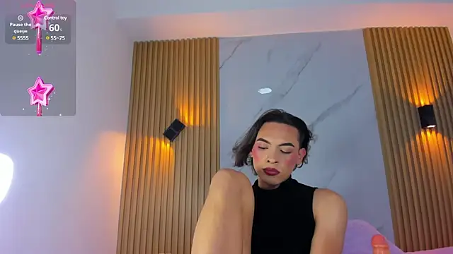 Snapshot of miss_Ari chatting on December 11, 7:03 pm miss Ari online show from December 11, 7:03 pm