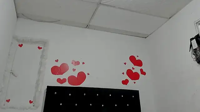 chloe evanx  online show from March 22, 7:09 pm