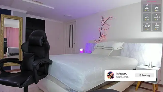 charolbruce 1 online show from January 10, 1:28 pm