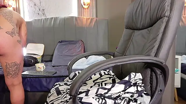 engel devil online show from December 15, 5:29 pm