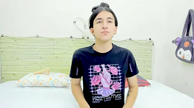 Evil Queen13 online show from January 5, 8:34 pm