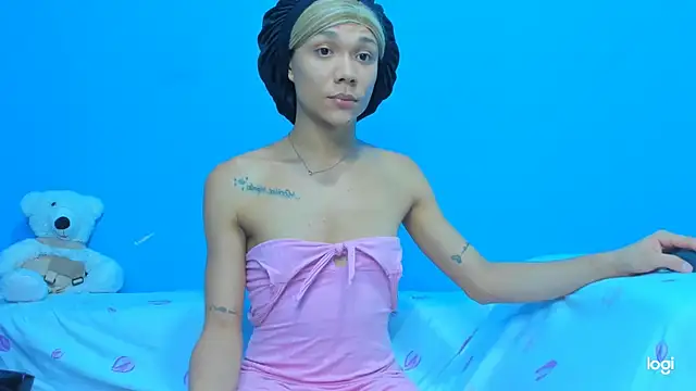 StassieBell online show from November 13, 6:00 am