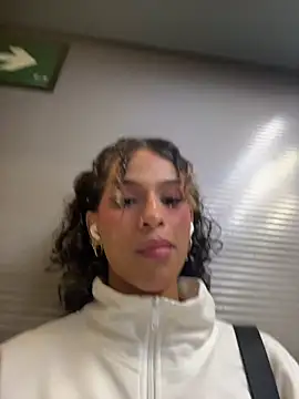 Abby bella09 online show from October 9, 7:37 pm