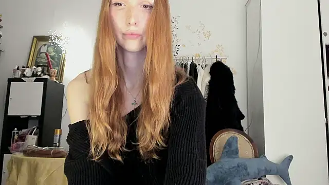 LisaIcon online show from February 4, 6:56 pm