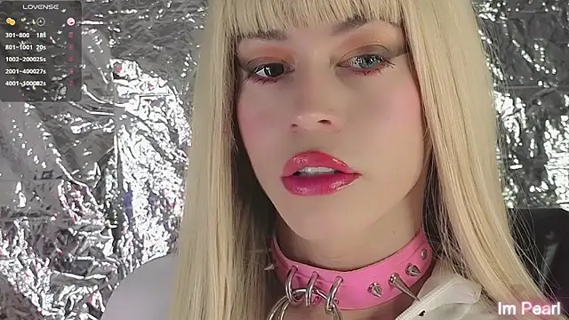 im pearll online show from April 17, 9:49 pm