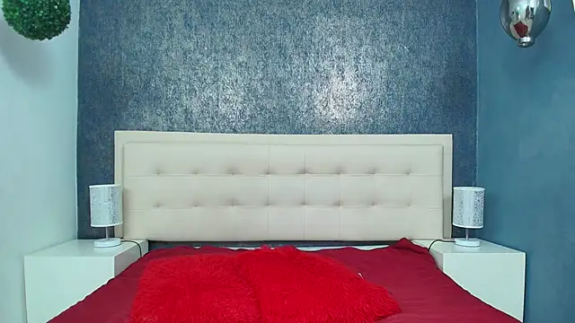 Celestial Queen  online show from December 2, 2:09 pm