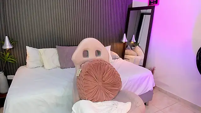 sammybrunette1 online show from February 20, 6:26 am