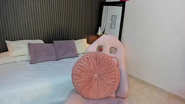 sammybrunette1 online show from March 22, 11:42 pm