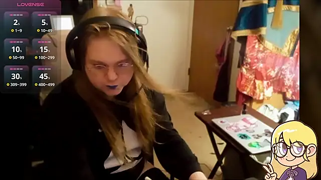 Snapshot of AshThaSissy chatting on December 11, 8:39 pm AshThaSissy online show from December 11, 8:39 pm