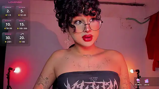 Heka Prudence online show from June 28, 2:06 am