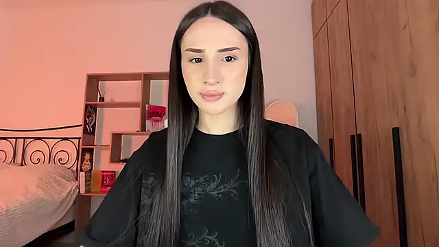 Kim Oberlin  online show from April 20, 12:07 pm