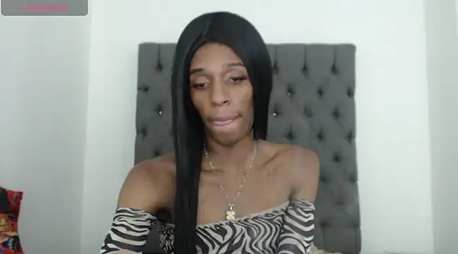 lucianadolll online show from March 20, 1:46 am