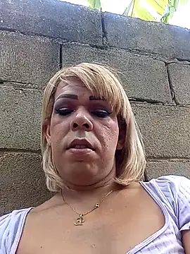 blondebitchlitle online show from April 7, 6:53 pm