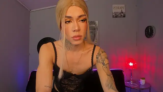 Camillesanto online show from March 18, 8:48 pm