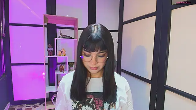 RoseCassie online show from February 20, 1:19 pm