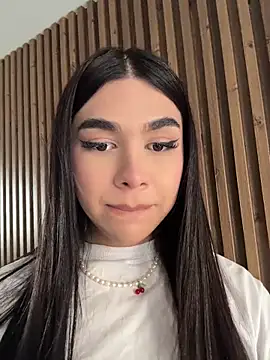 RoseCassie online show from April 16, 9:39 pm