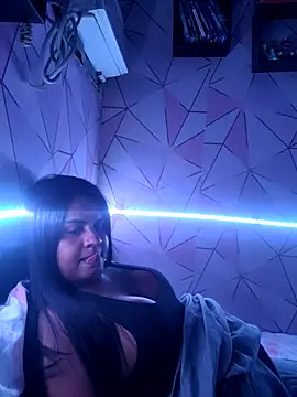 ppatriciarabello online show from April 17, 10:00 pm