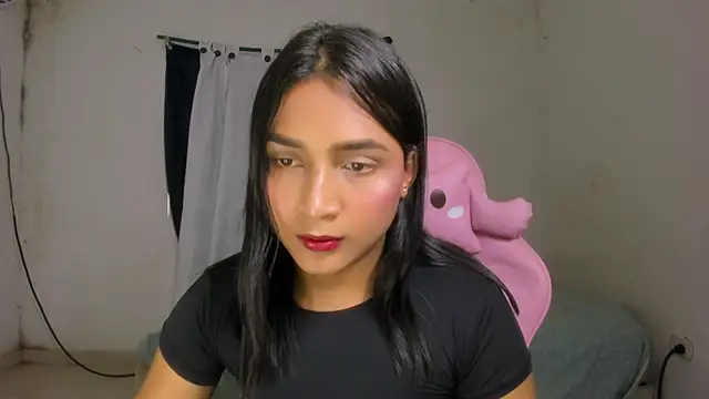 Snapshot of Miss_noah18 chatting on October 8, 7:59 pm Miss noah18 online show from October 8, 7:59 pm