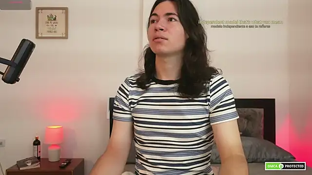 cute erelis  online show from April 25, 2:59 am