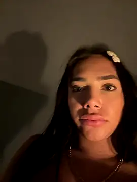 Andrea-ts online show from December 4, 7:40 pm