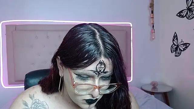 kathepickmanx online show from November 1, 4:10 am