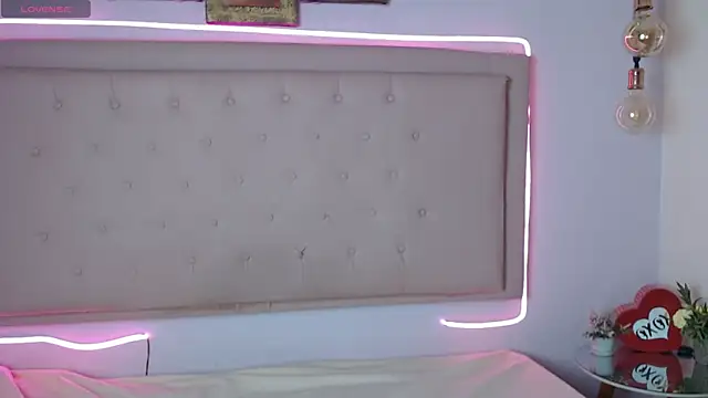 kathepickmanx online show from March 20, 3:40 am