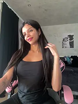 Rosariolovex online show from February 18, 10:38 am