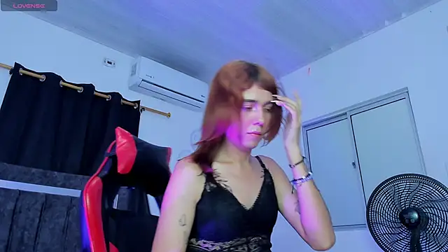 Nicol TransGirl online show from November 8, 4:24 am