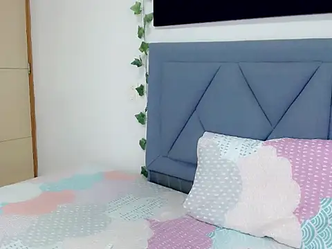 dominic 00 online show from October 1, 8:09 pm